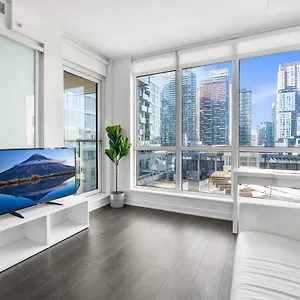  Apartment Heart Of Downtown Toronto!